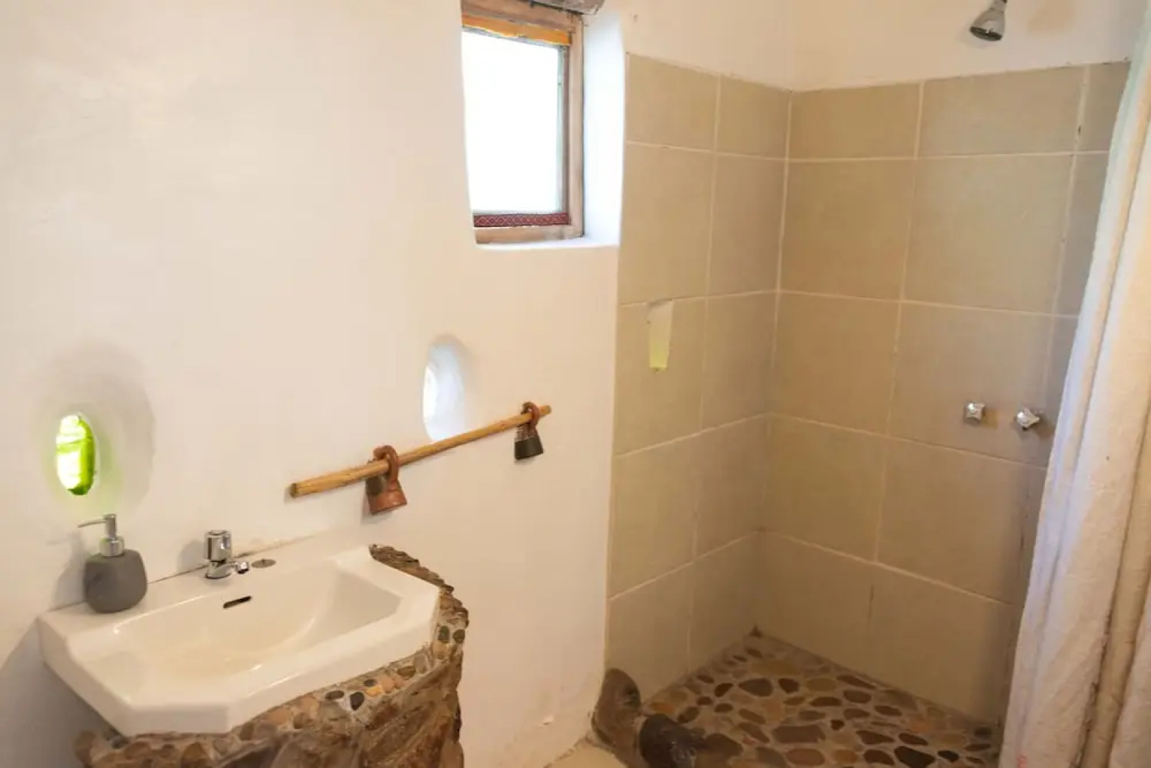 Las Chullpas Eco-Lodge