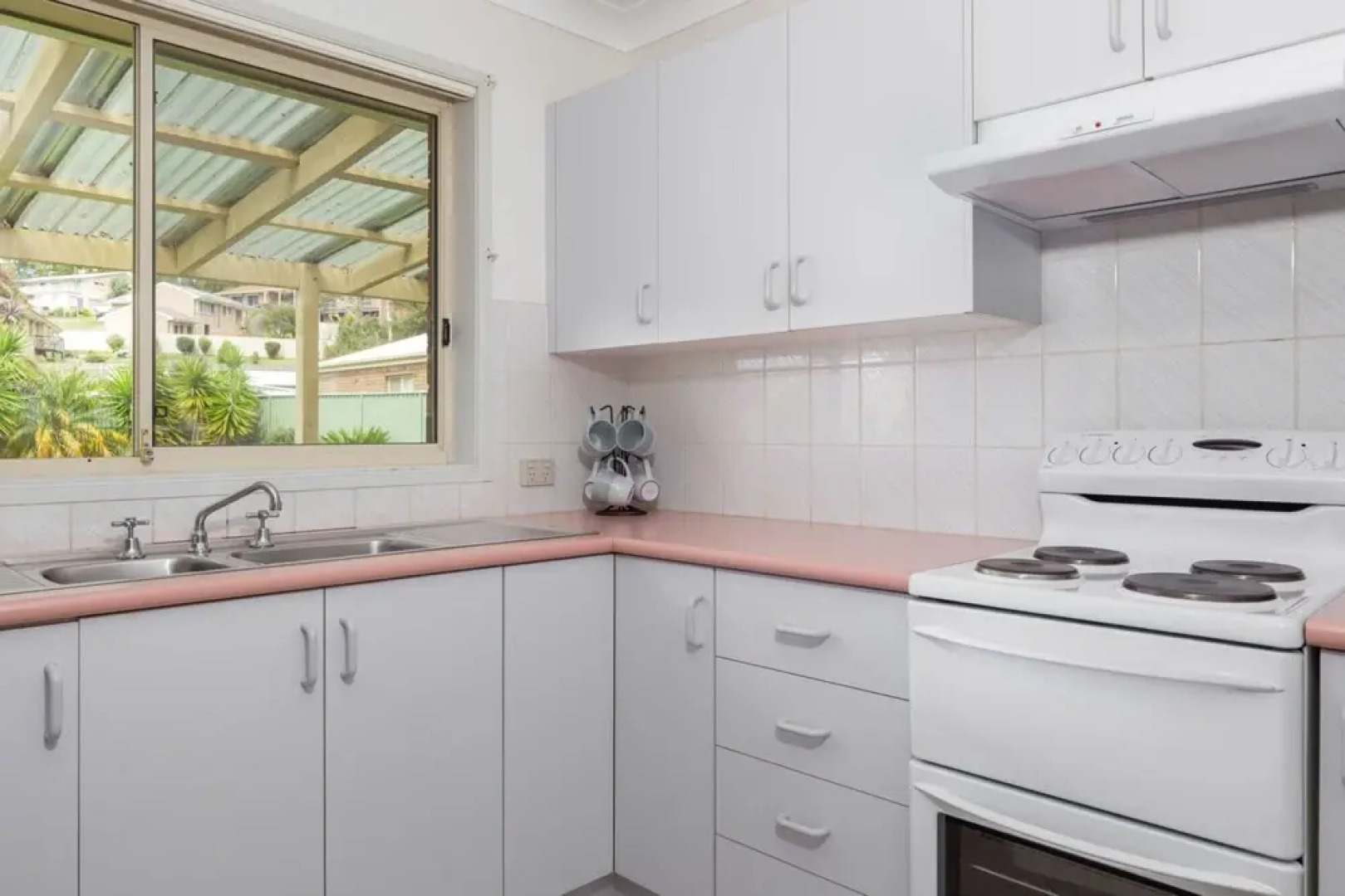 19 Melaleuca Crescent Catalina