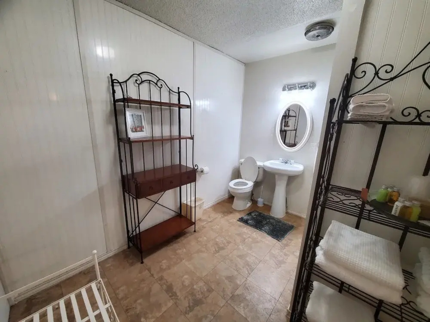 Butterfield Inn Main Street Cottages