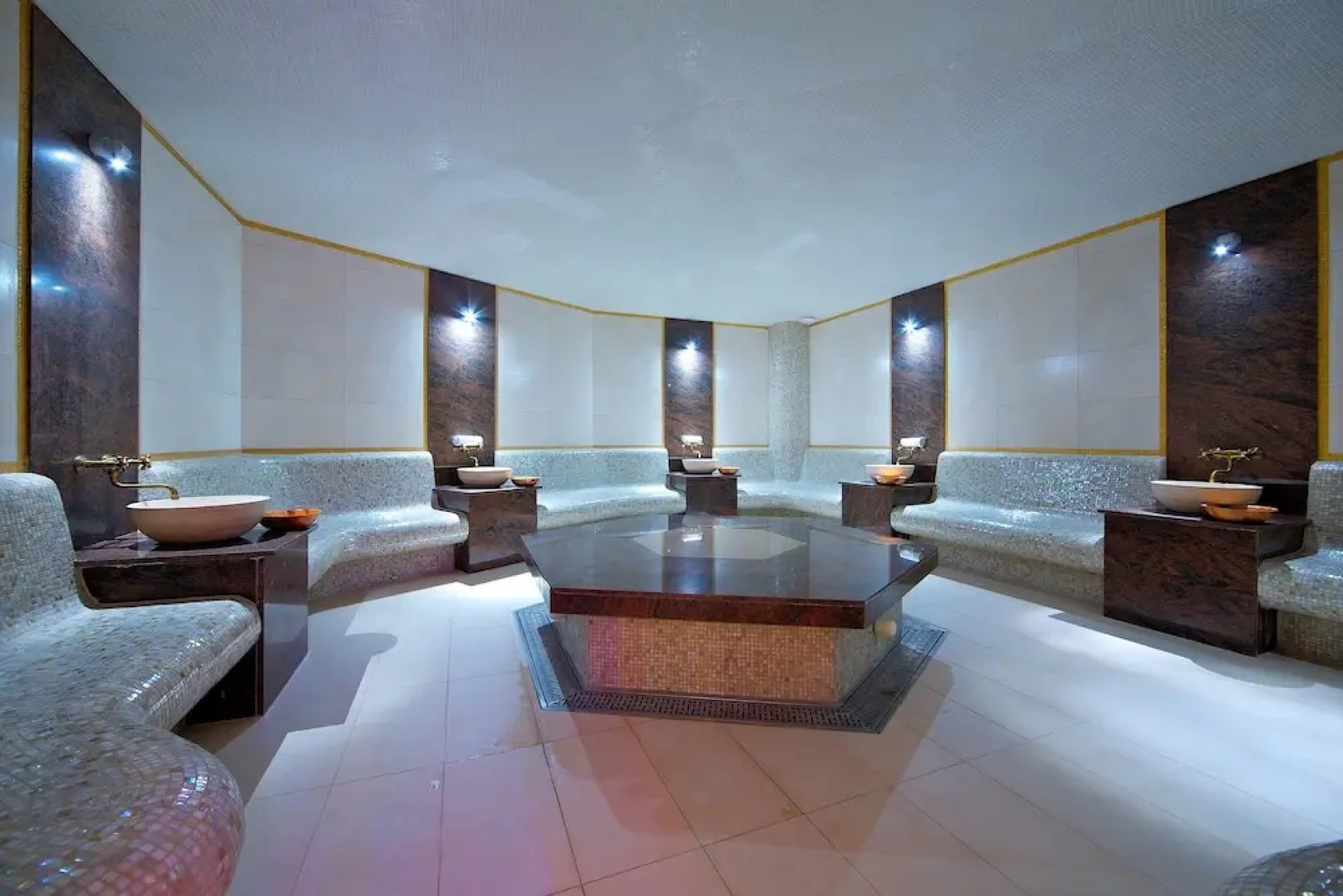 Hotel Senec Lake Resort