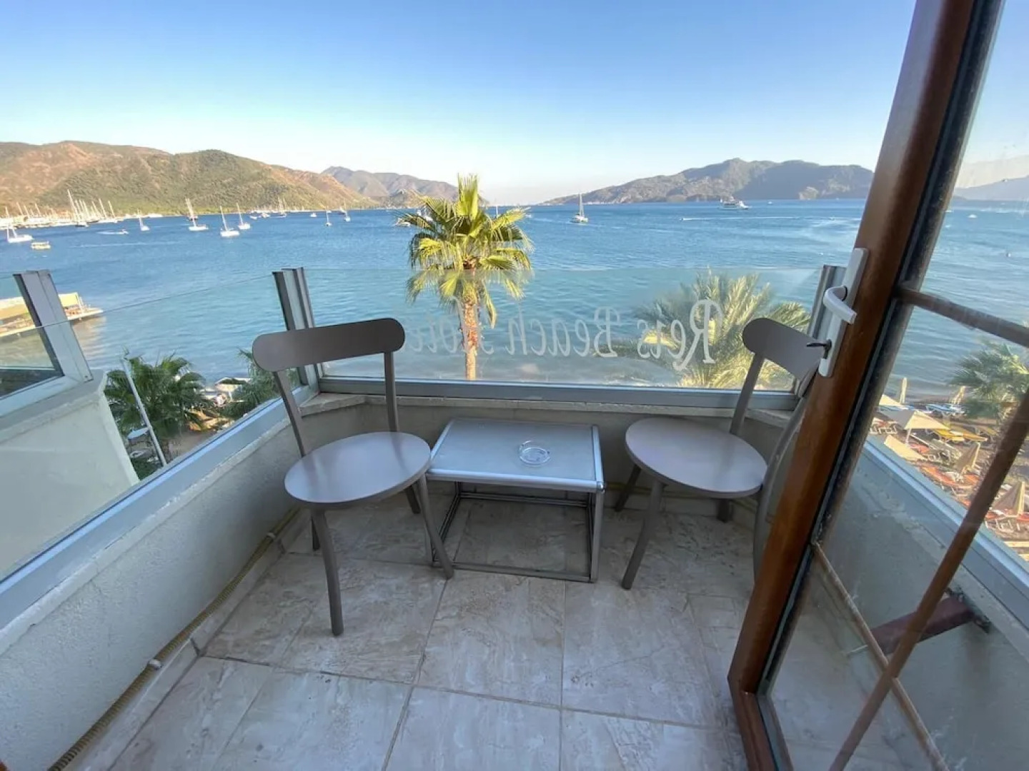 Reis Beach Hotel&Restaurant