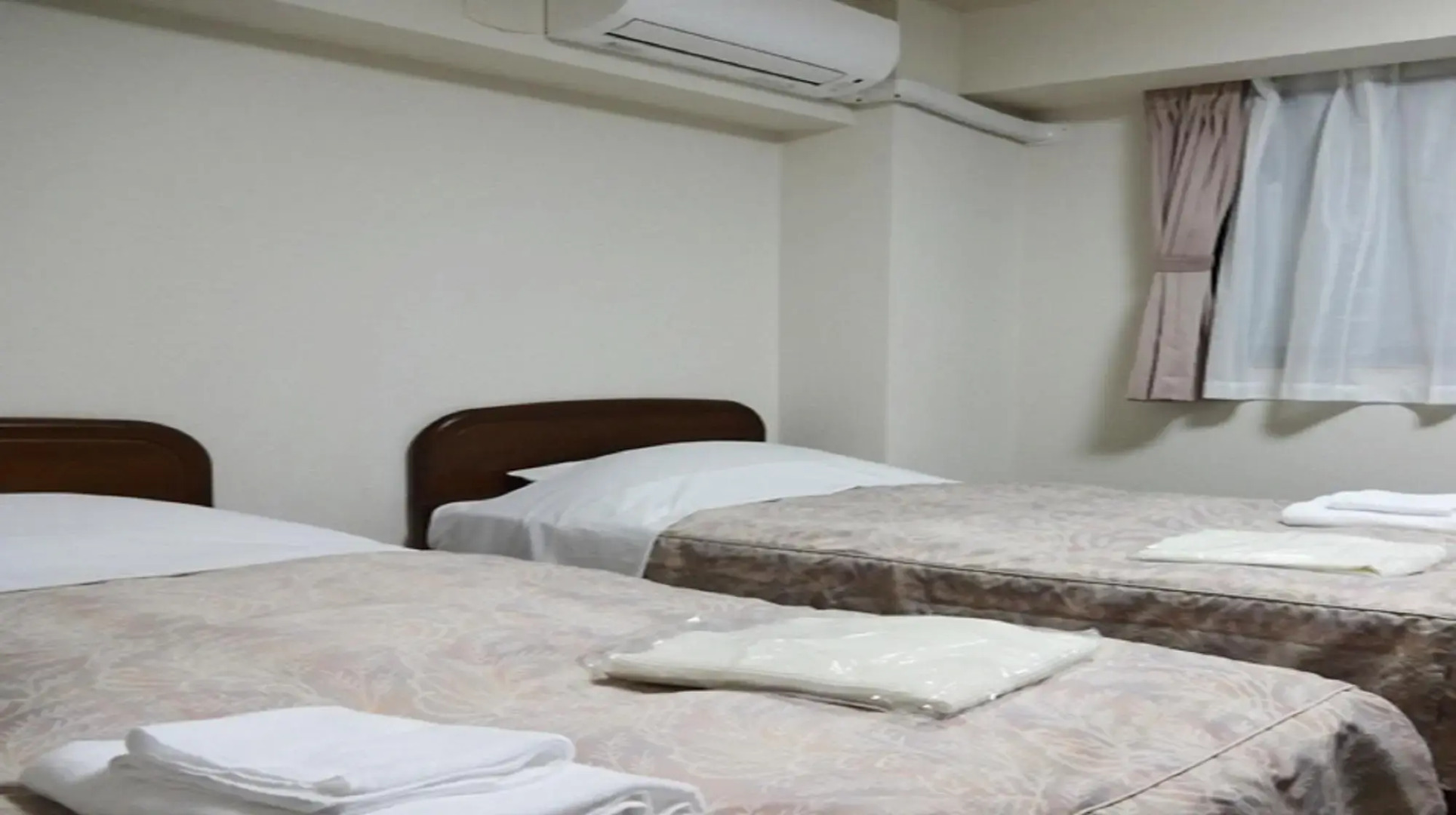 Ushiku City Hotel Ekimaekan