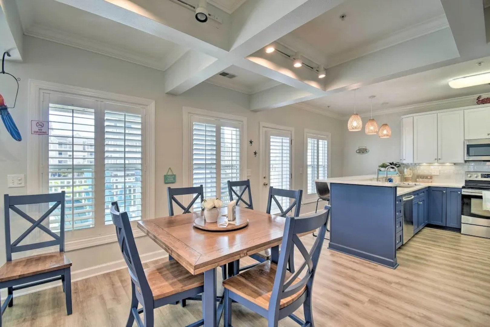 Ocean Isle Condo With Community Pool & Hot Tub!