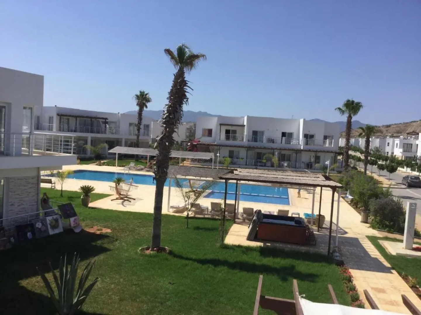 Apartamenty na beregu morja v Tsezar' Bich 3-3