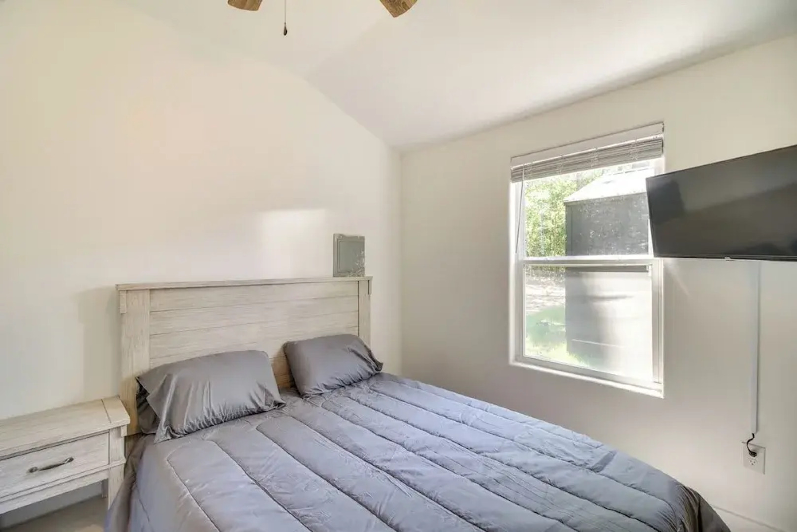 Close to Lake: Grove Cabin w/ Shared Fire Pit!