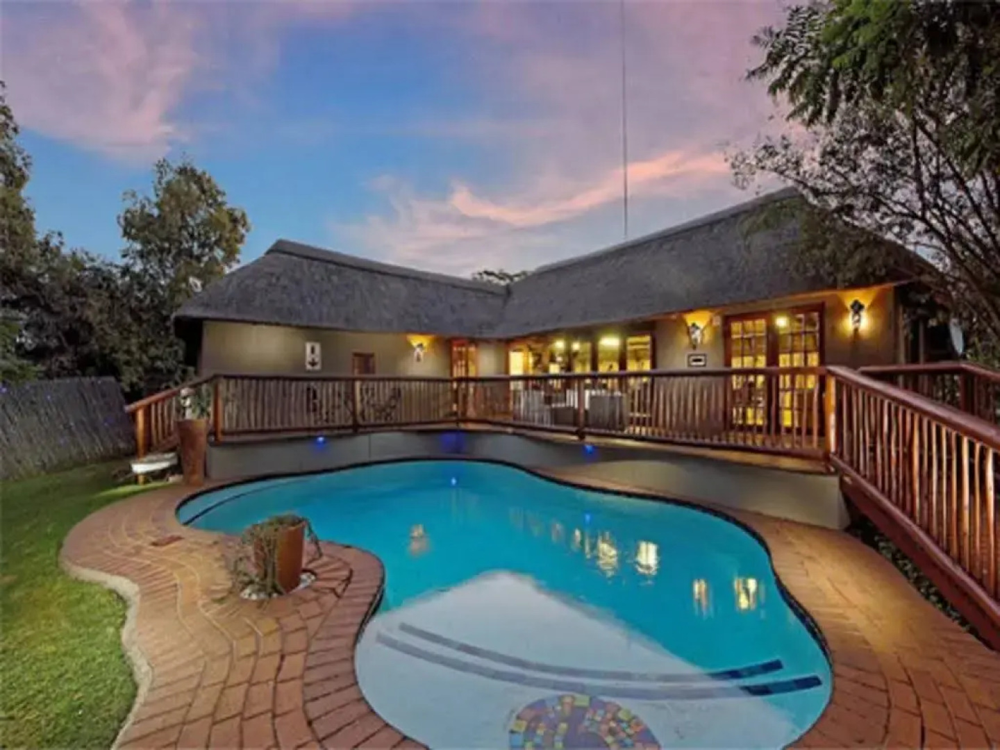 Amakoekoe Guest Lodge