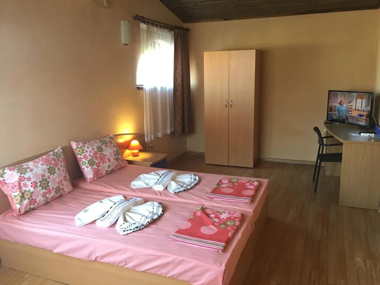 Paradise Chernomorets