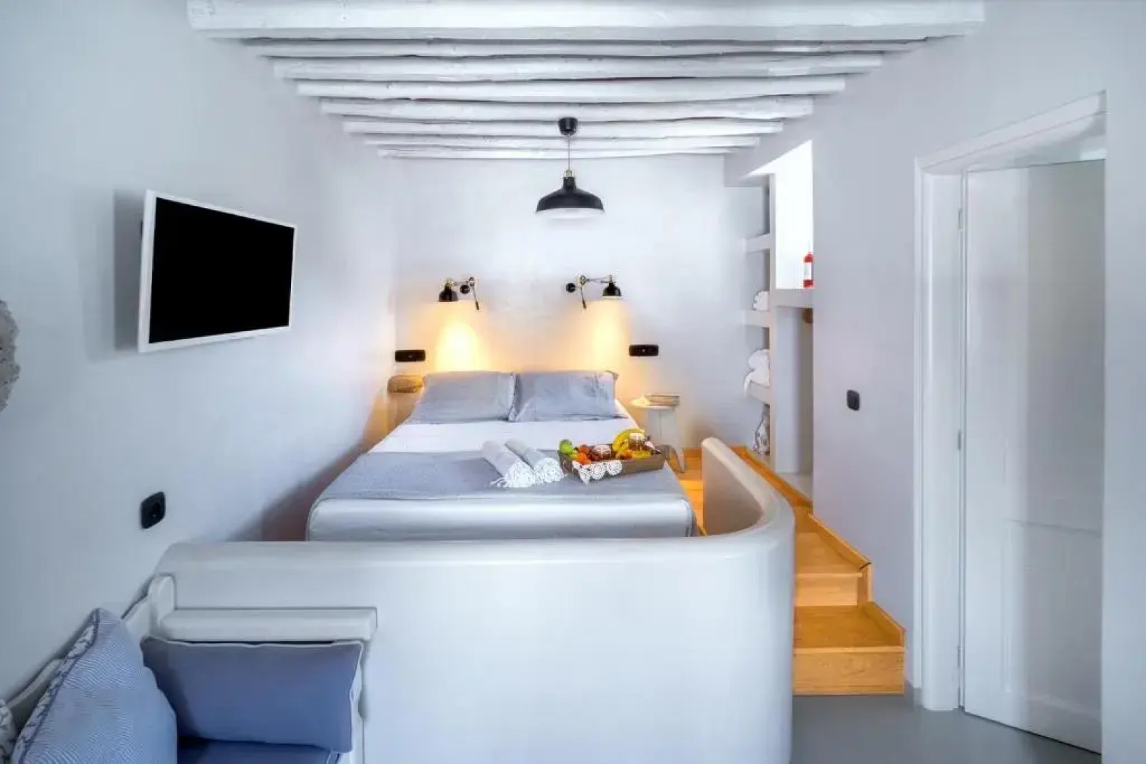 Spitaki Serifos Studio