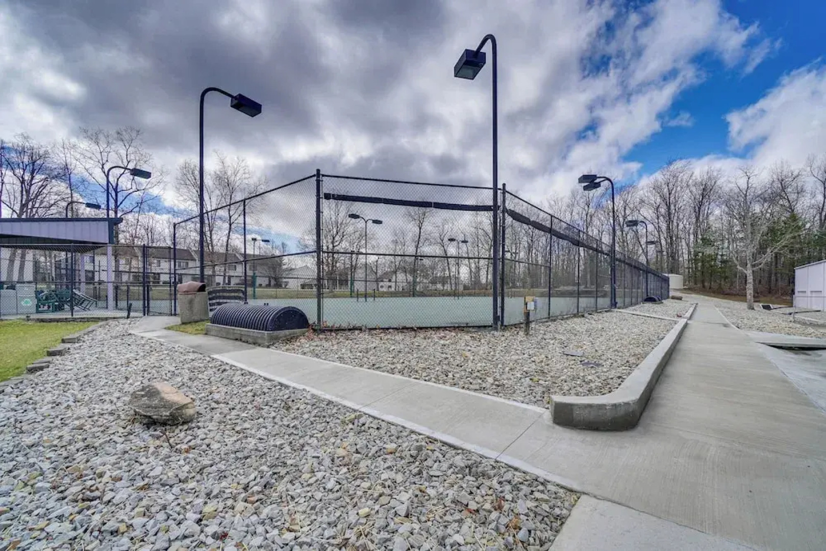 Pet-friendly Crossville Resort Condo: Golf & Swim!