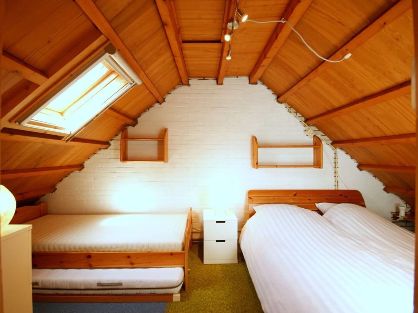 Nice Holiday Home for 5 People, Within Walking Distance of the Beach