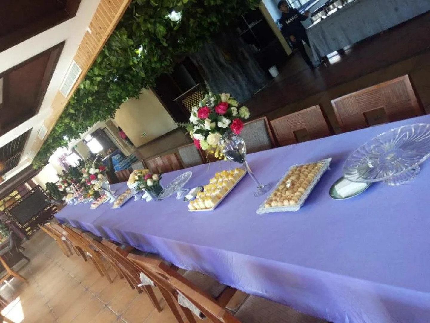 Yingjiang River Bian Chui Hotel