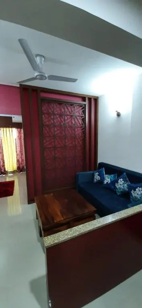 Short Stays in Fully Furnished Service Apartment