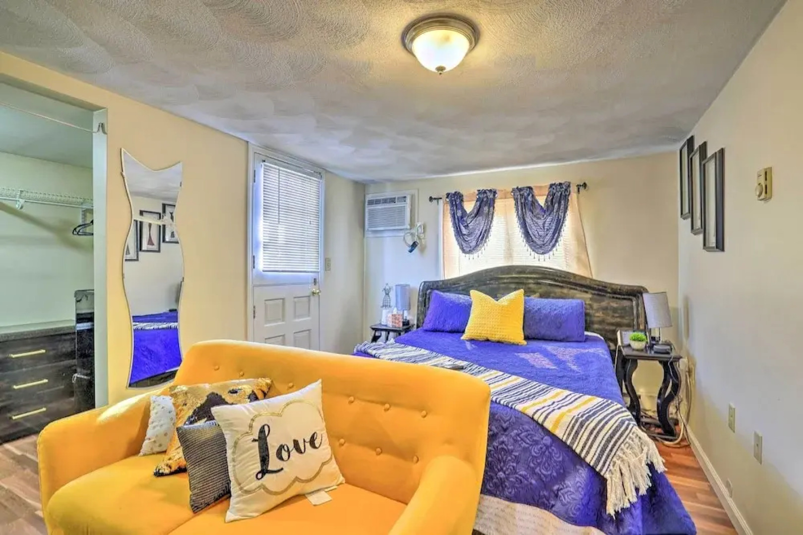 Charming Boston Area Home < 1 Mi to Revere Beach!