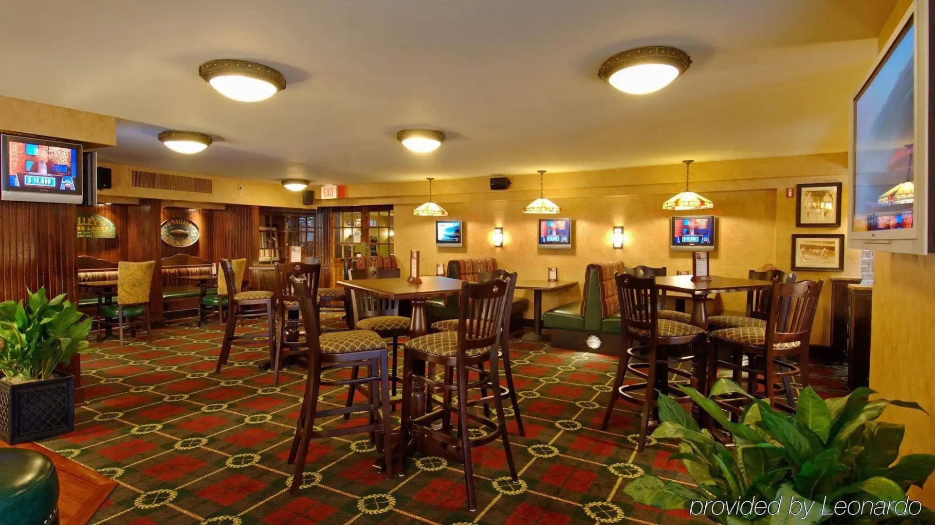 Doubletree by Hilton McLean Tysons