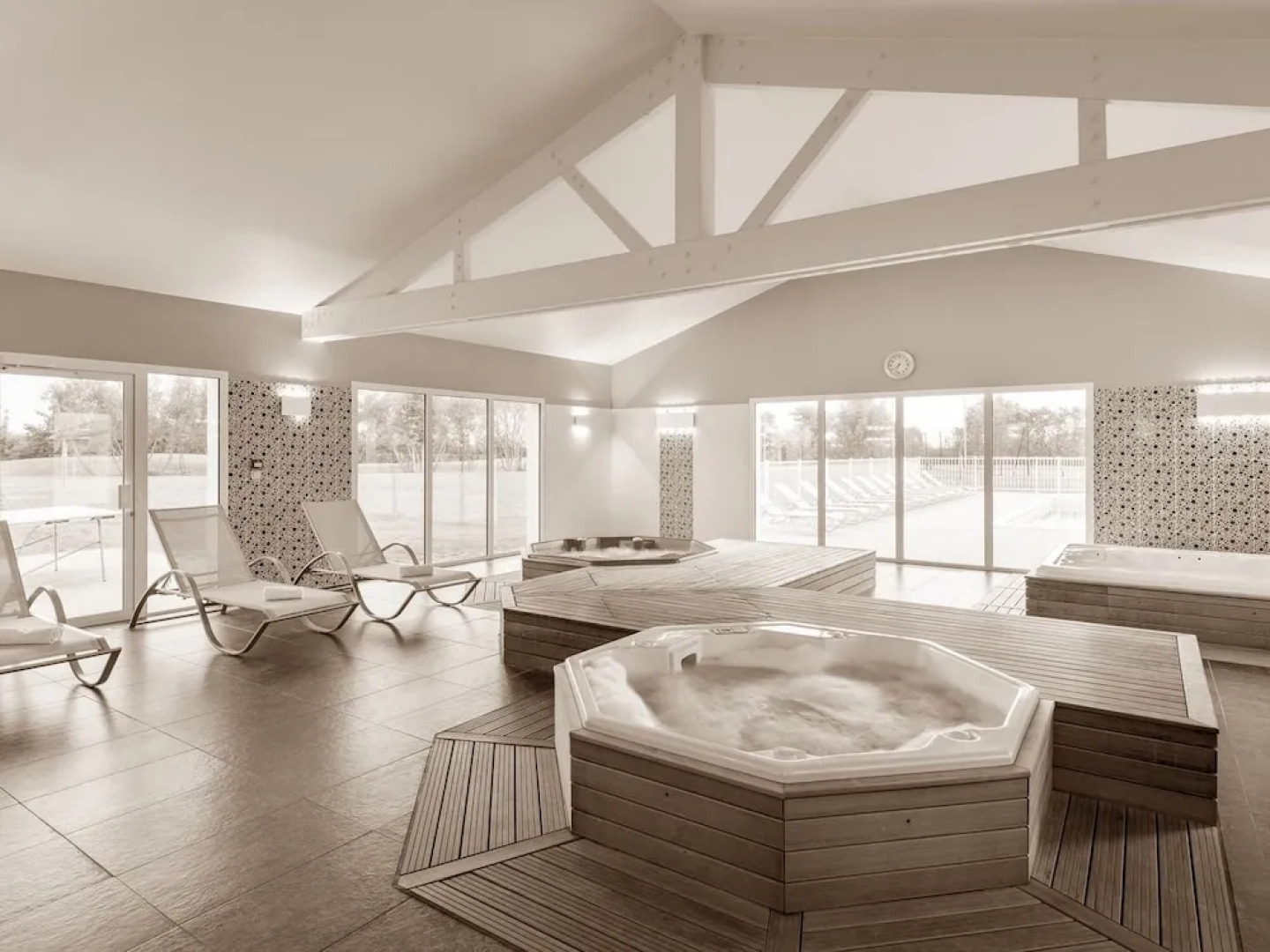 Well-kept Apartment, With Dishwasher, 7 km. From the Beach