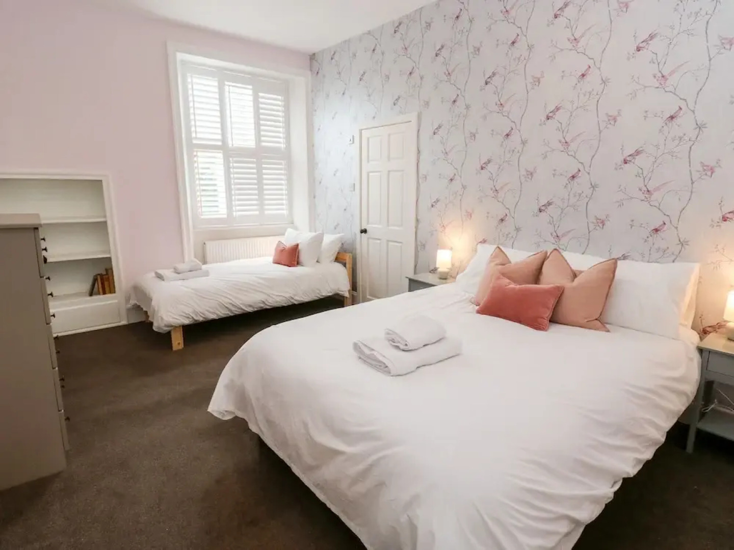 The Old Post Office - Pet Friendly Group Stays in Holmfirth