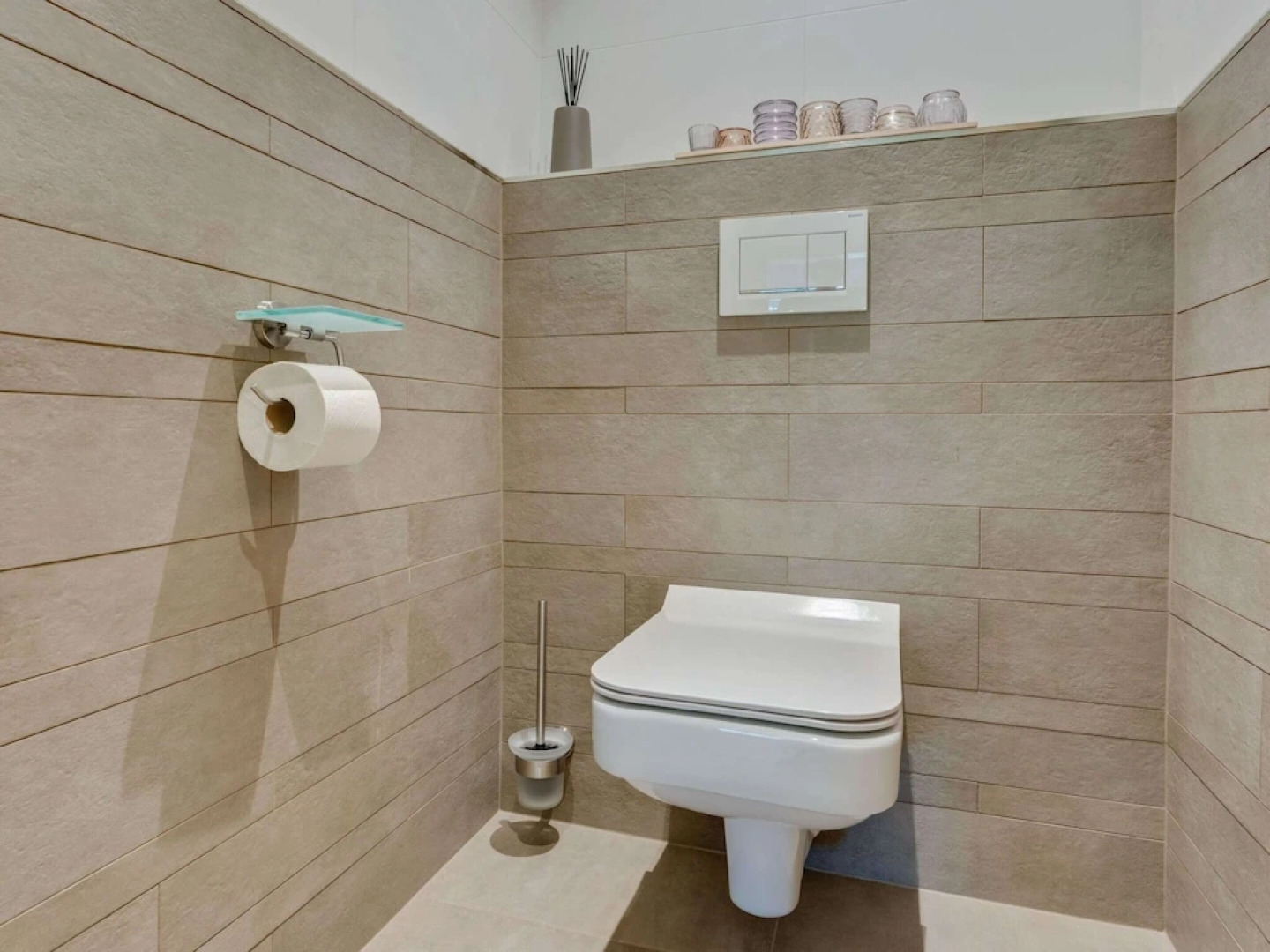 Holiday Home Near Lake