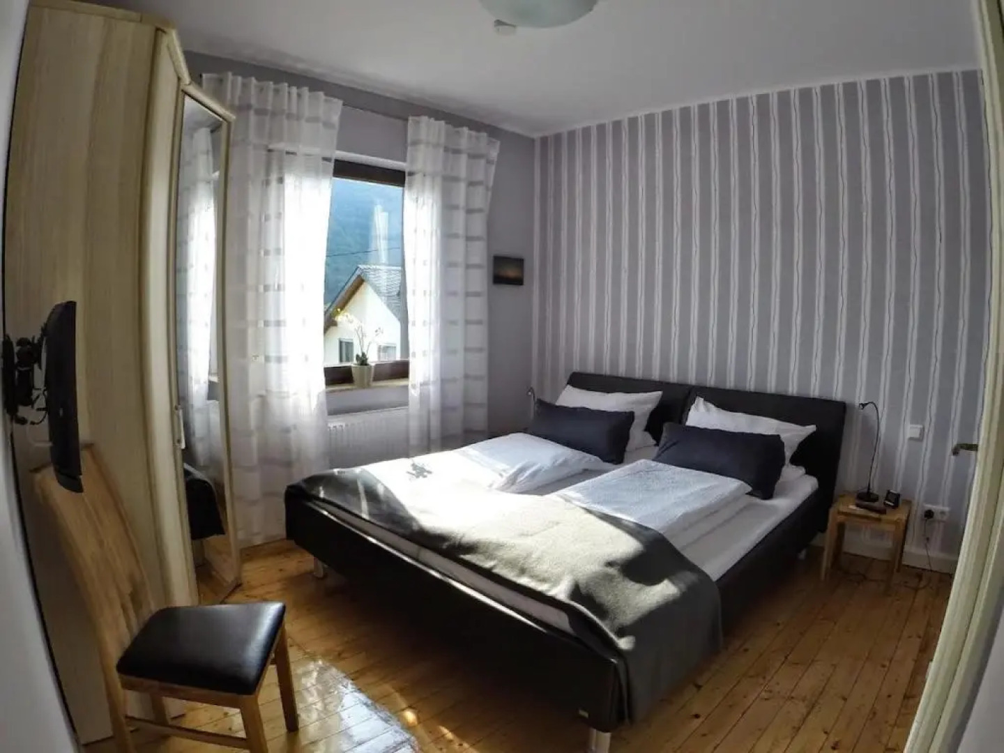 Ferienwohnungen Haus am Würzlaysteig