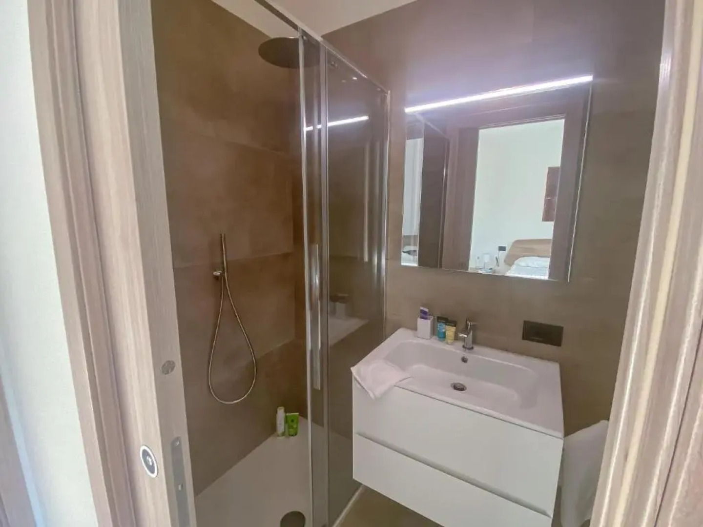 Paradiso-Boschetto Strand Bungalow mit Pool