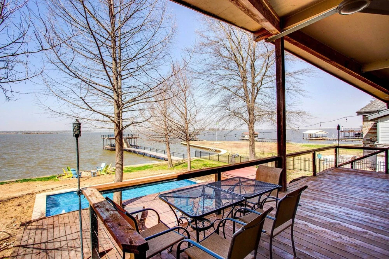 Cedar Creek Lakefront Vacation Rental w/ Pool