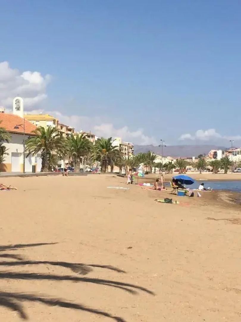 Apartment El Faro Beach Hut