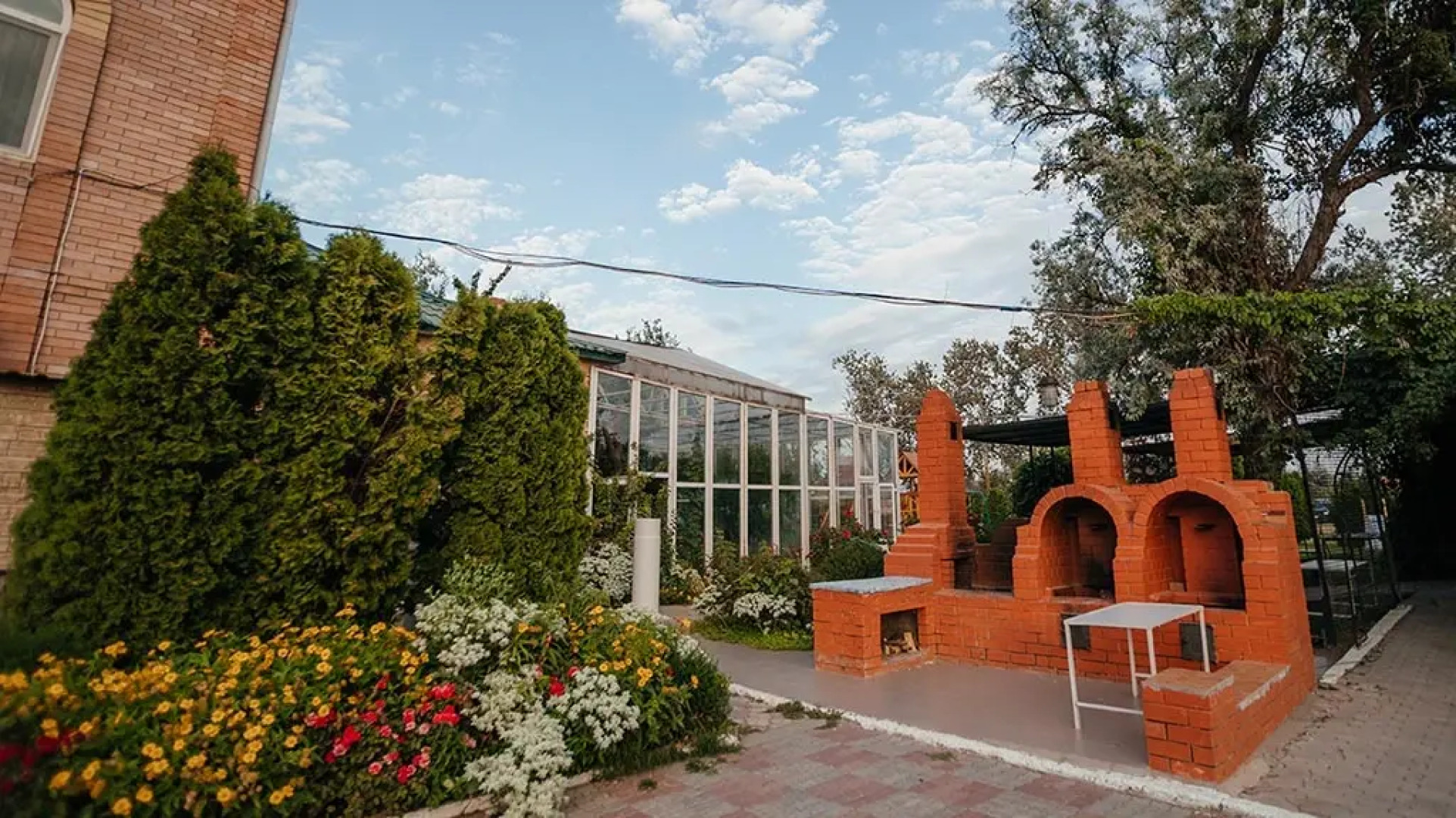 Замок (Астраханская обл)