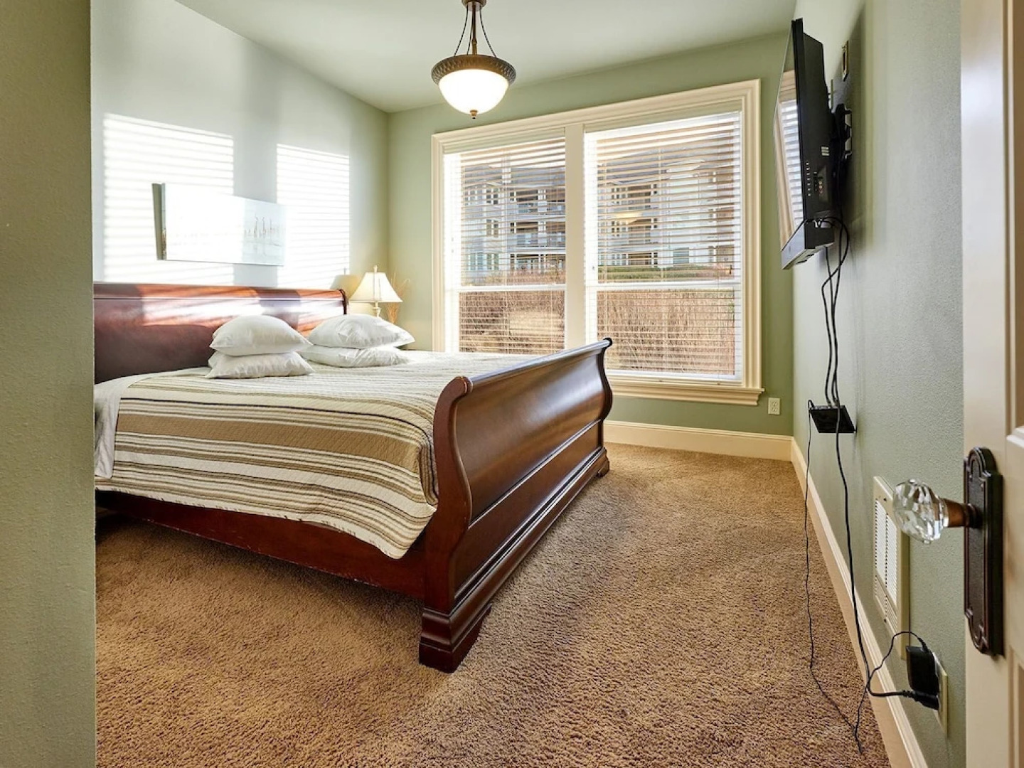 Admiral's Beach Retreat