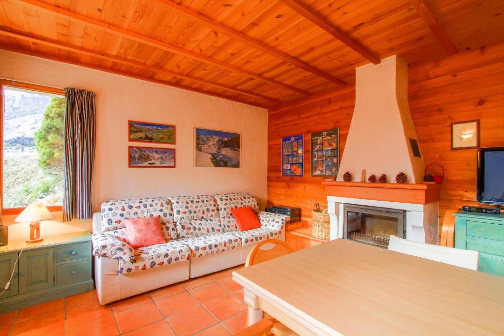 Le Miou: hameau des Chazals Nevache Hautes Alpes