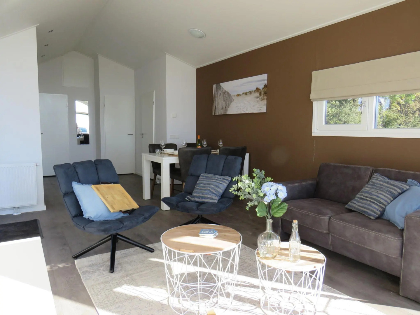 Lakeside Escape Near Enkhuizen