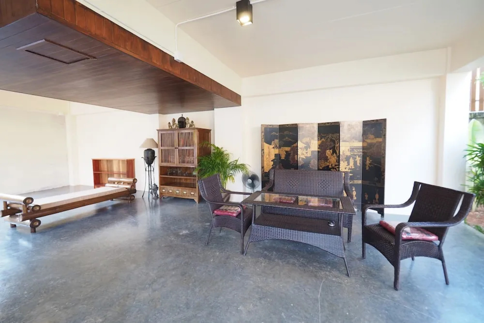 Chanapha Residence (SHA Extra Plus)