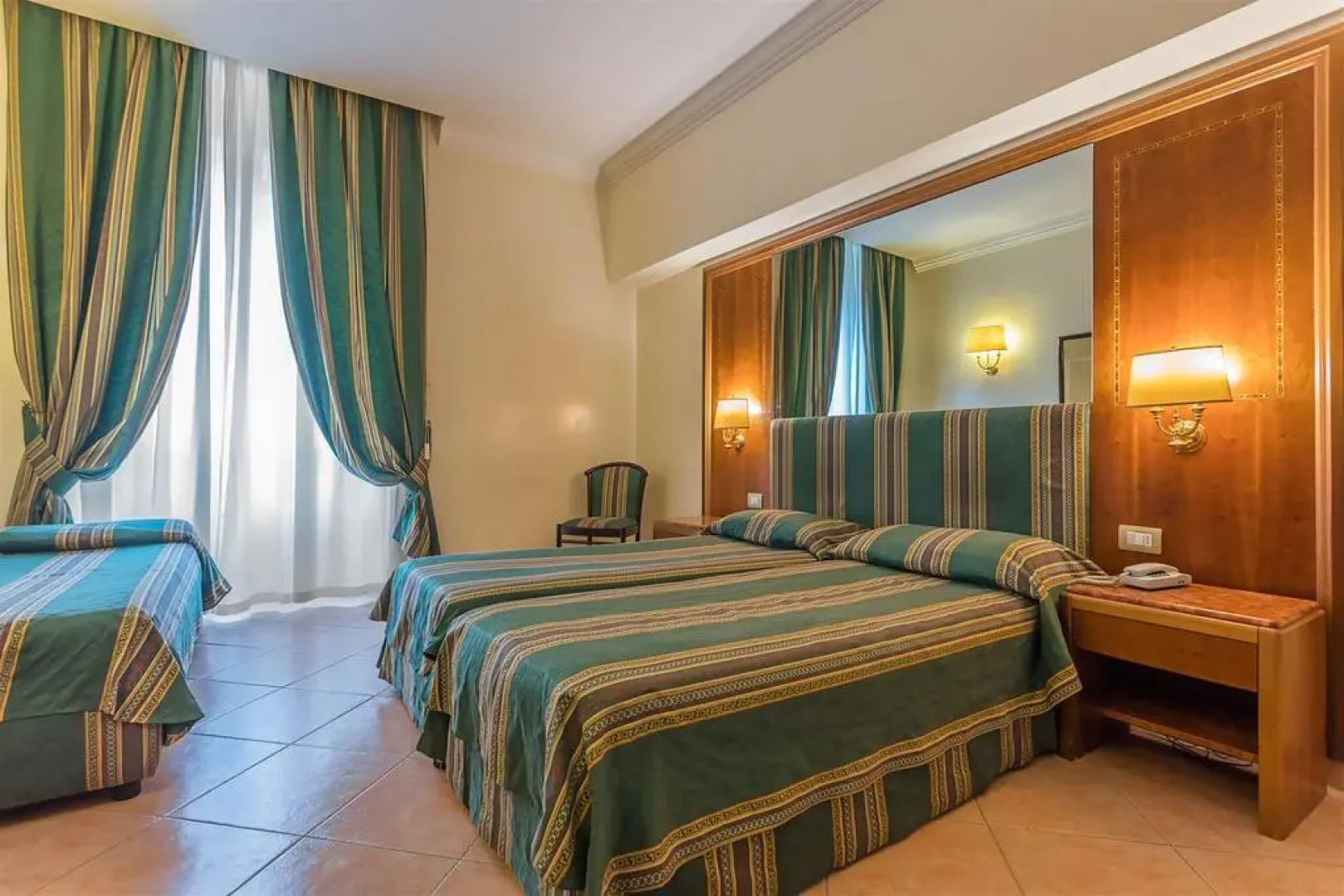 Raeli Hotel Archimede