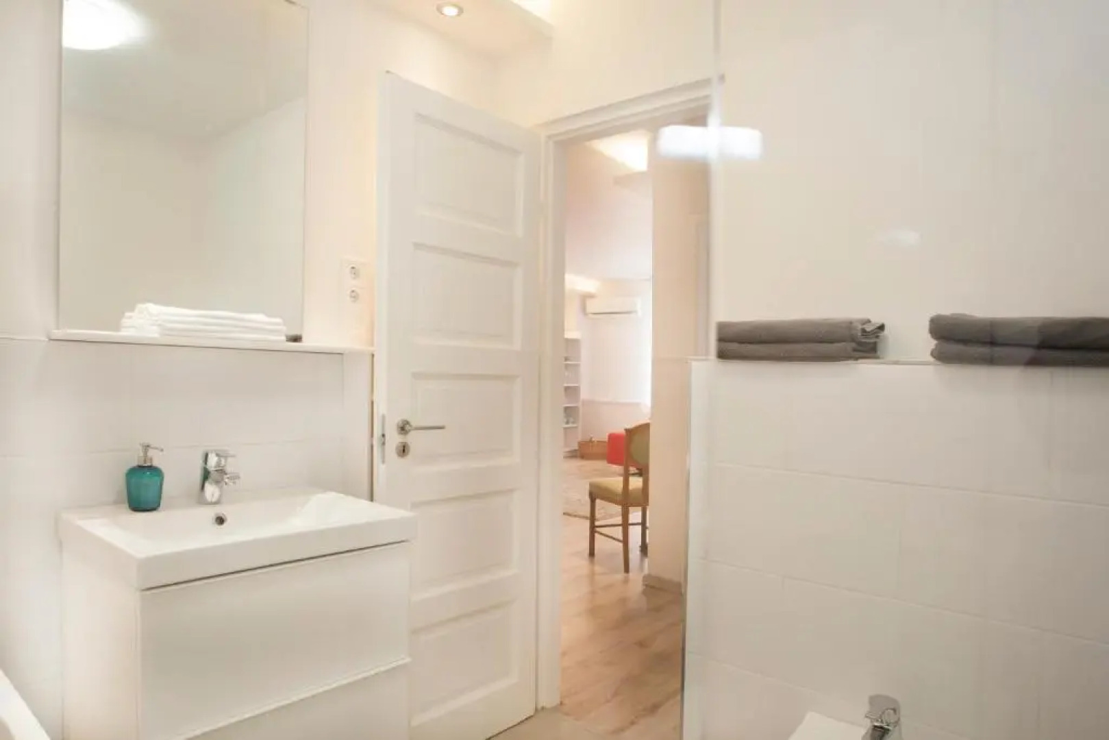 Ilona 2 Bedrooms Apartment In The Center