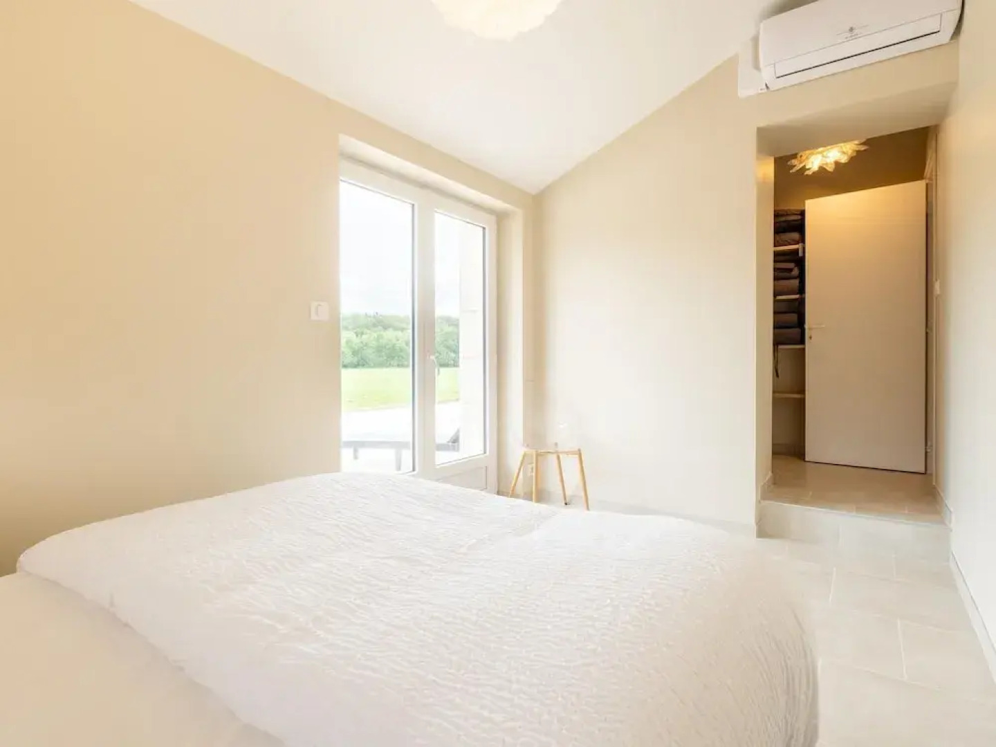 Charming Holiday Home With Private Pool