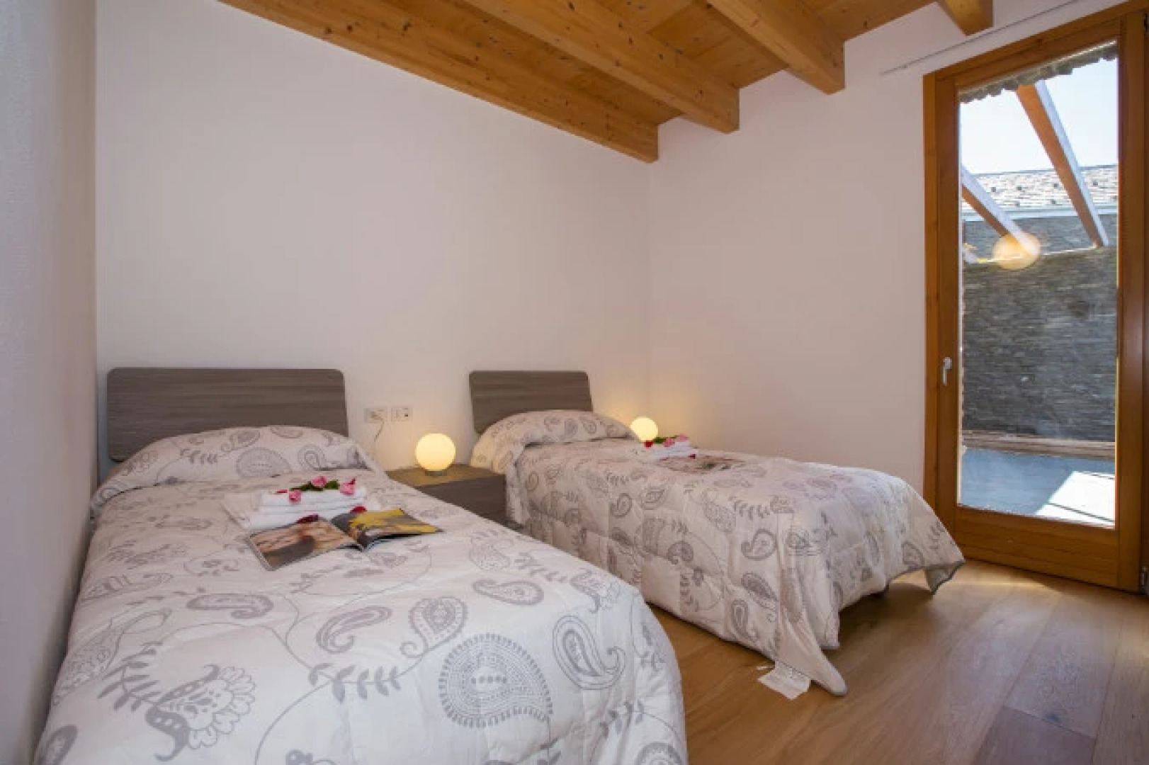 Paradiso del Lago T5