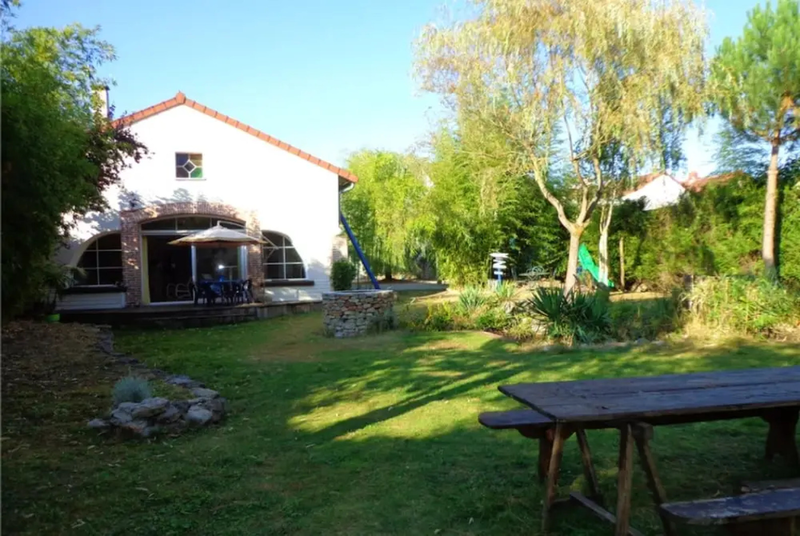 House With 3 Bedrooms in Montluçon, With Enclosed Garden and Wifi