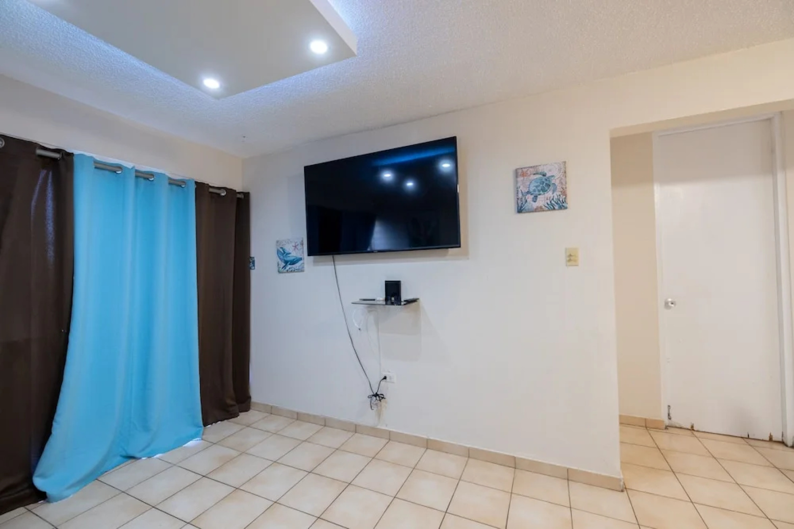 Montones Beach Apartment C-3