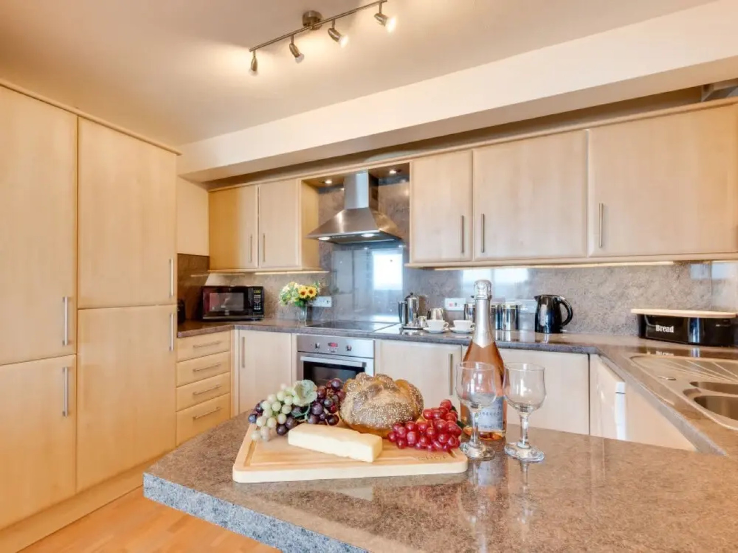 Flat 11 Clifton Court