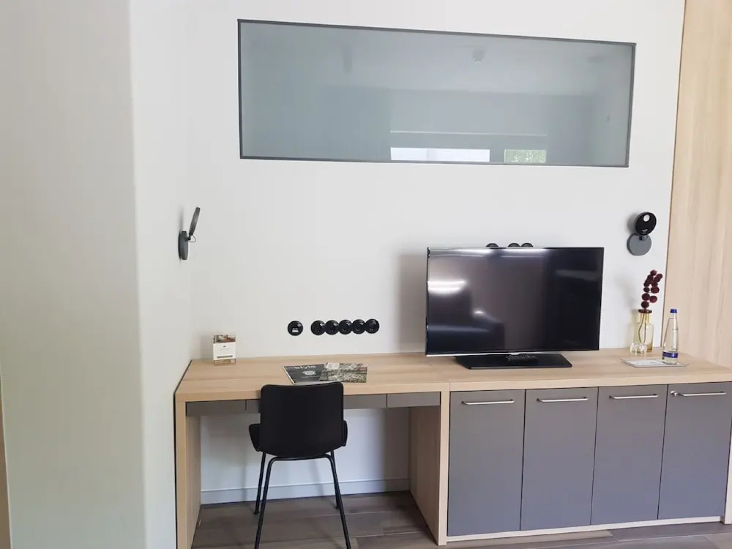 Golden Ball Boardinghouse