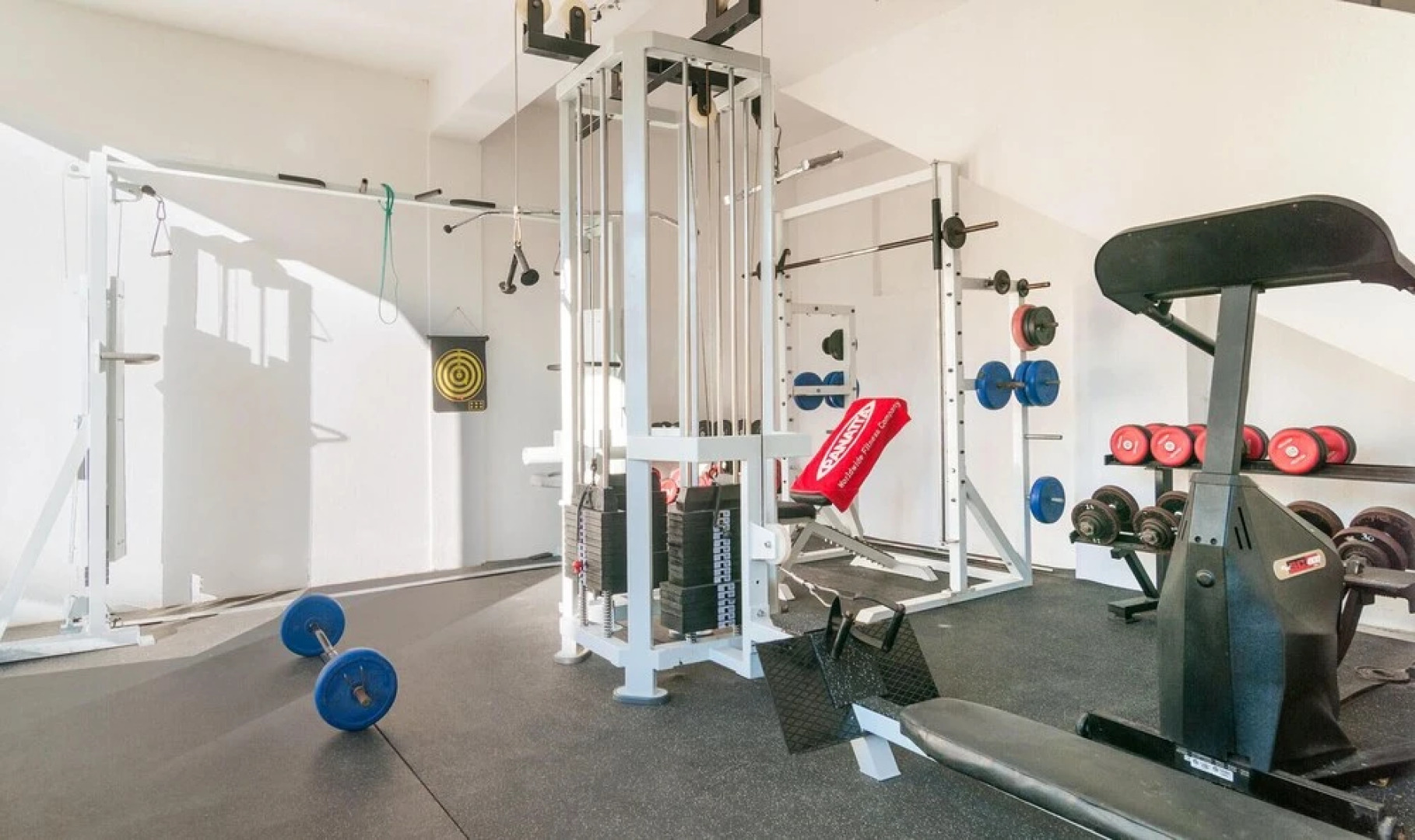 Awesome Home in Kastel Luksic With Sauna, Wifi and 6 Bedrooms