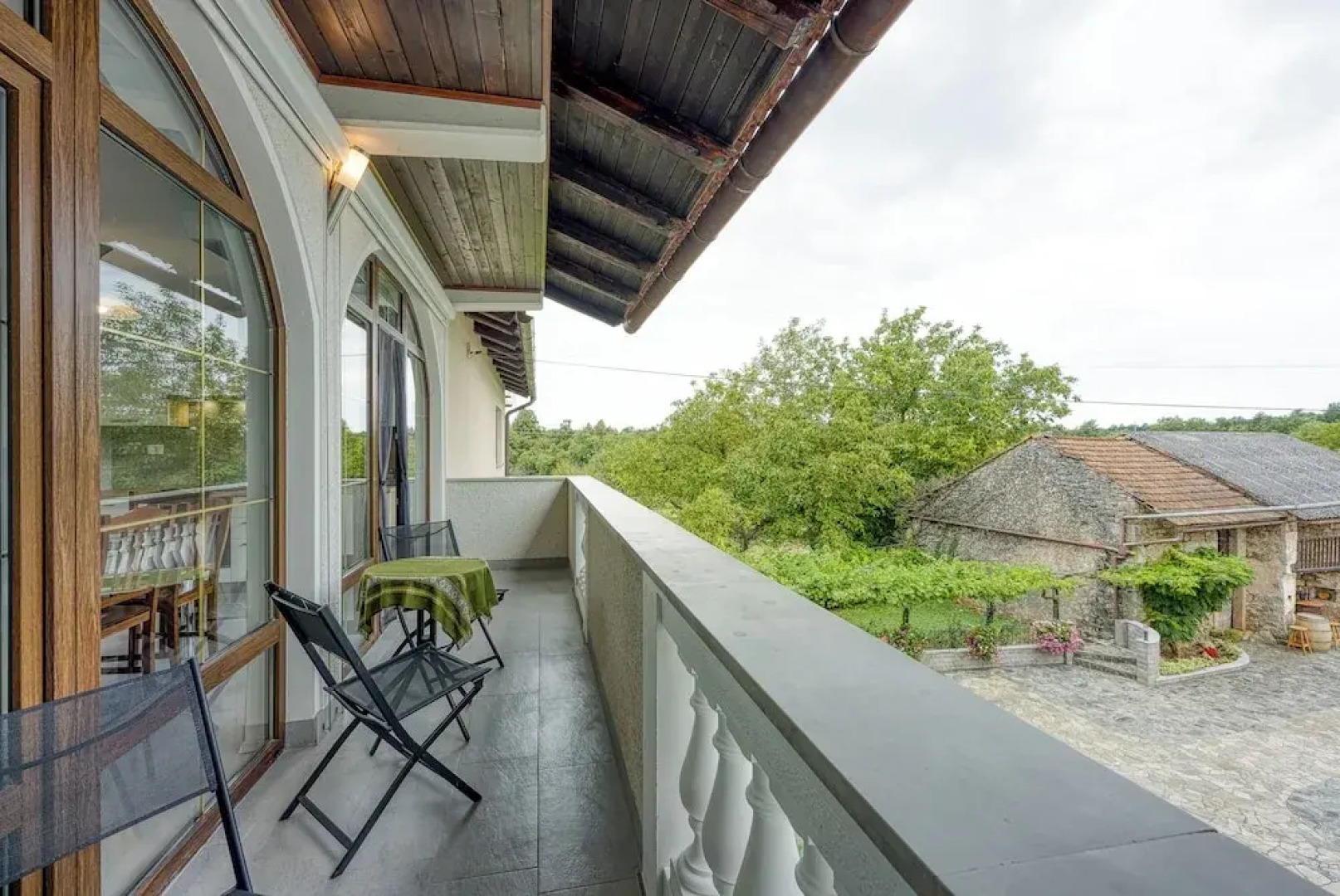 Cesar\'s Karst Apartments