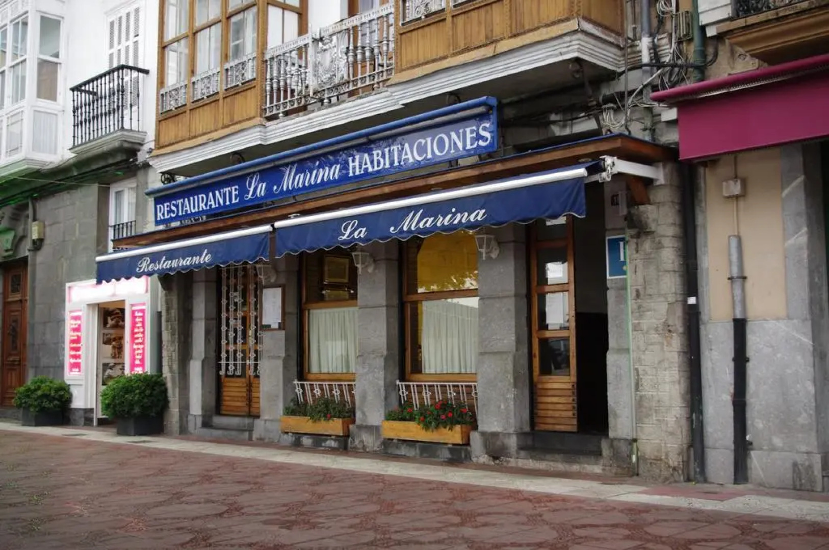 Pensión "La Marina"