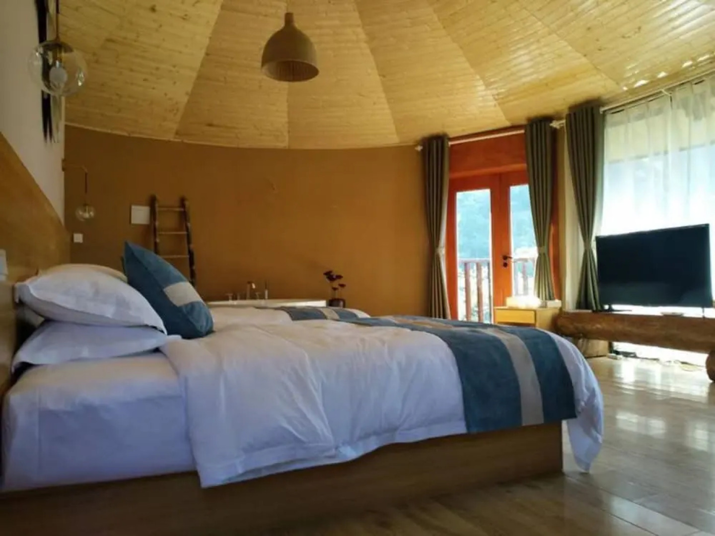 Tianzhu Mountain and Sea Heart Inn