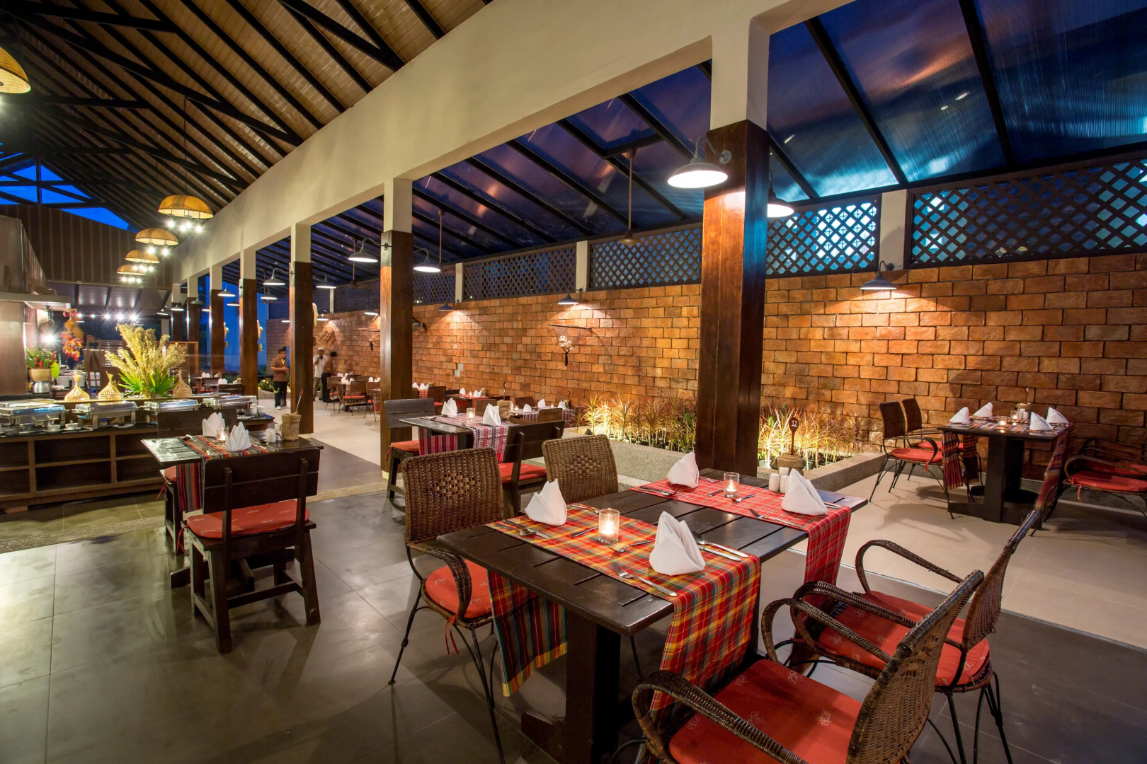 The Leaf On The Sands by Katathani