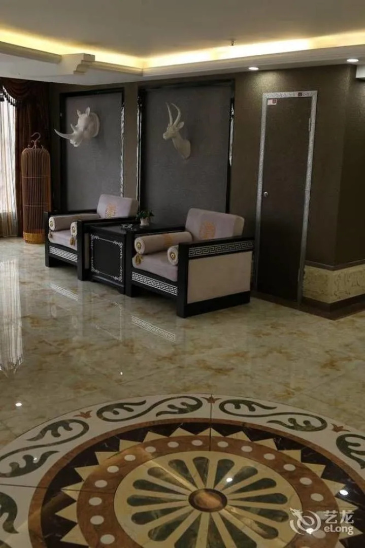 Xichang Cloizon Hotel