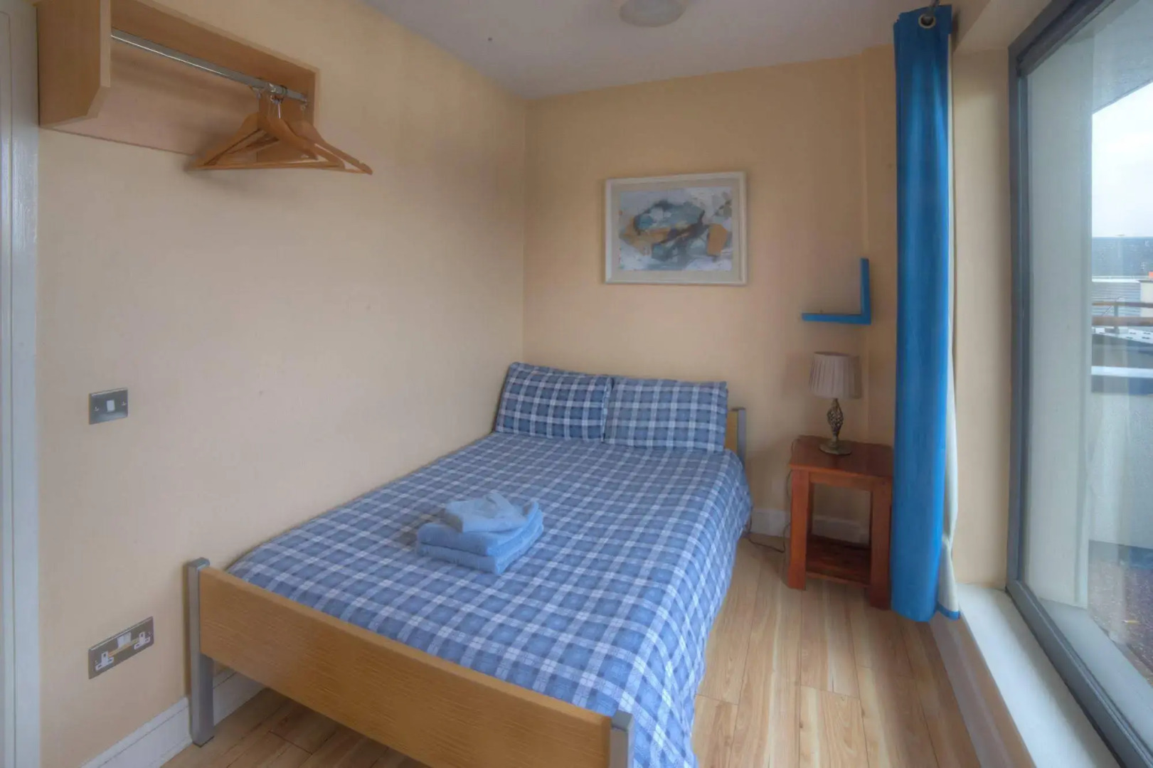 Snoozles Tourist Hostel