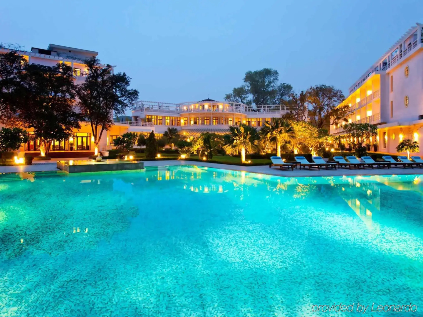 Azerai La Residence Hue