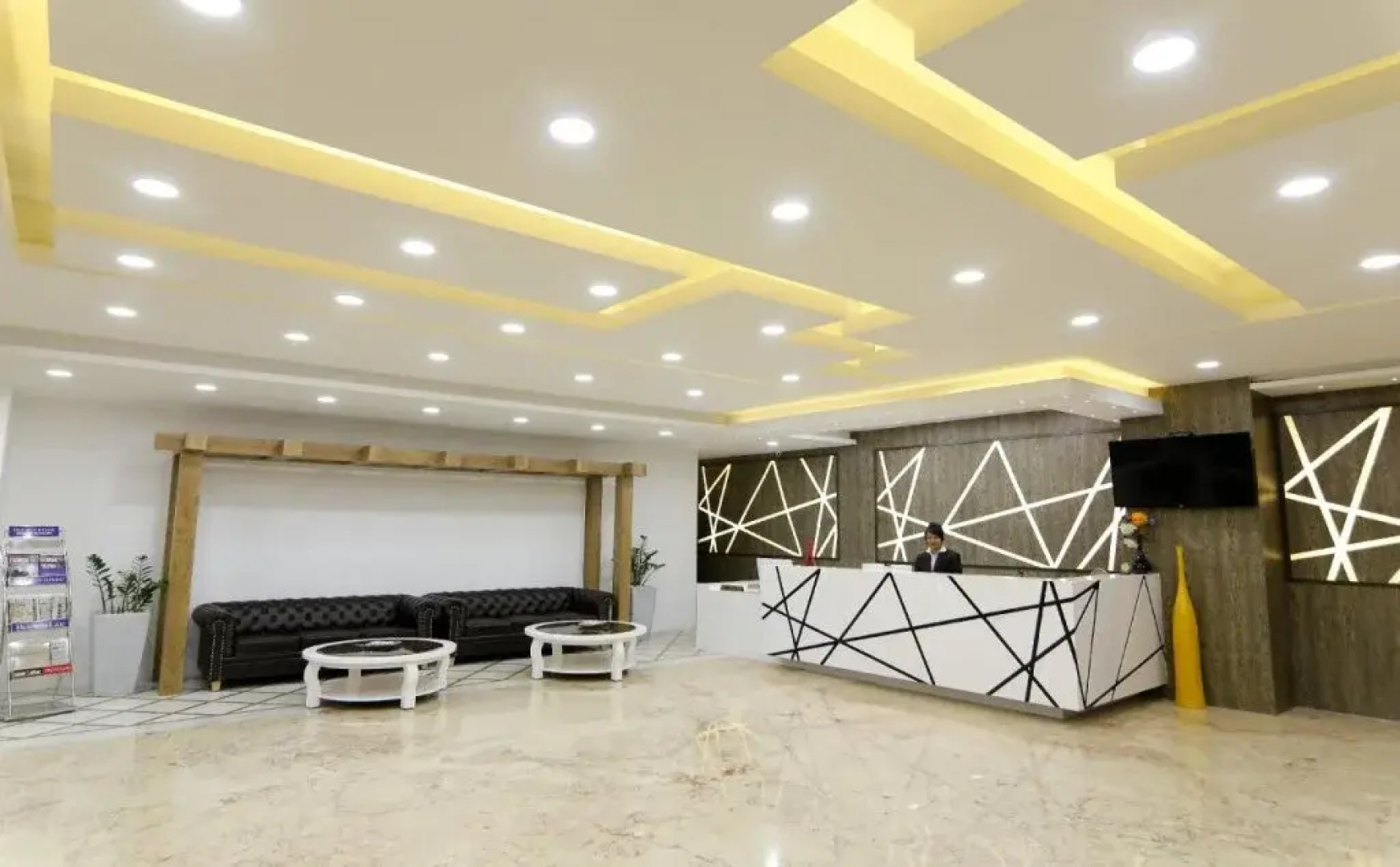 KVC International Hotel