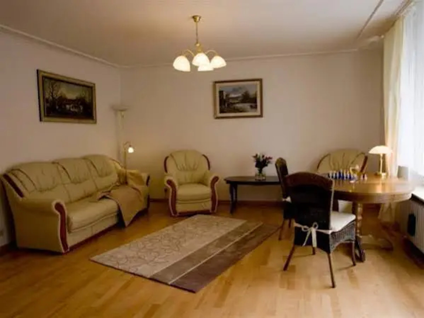 Maria-Viktoria Apartment