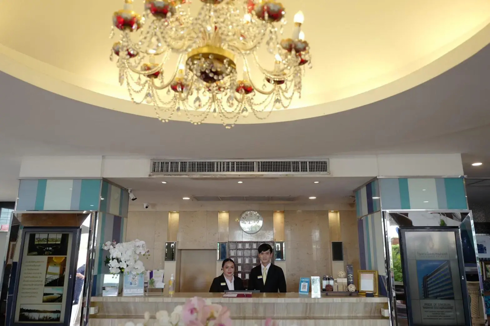 Chaisaeng Palace Hotel