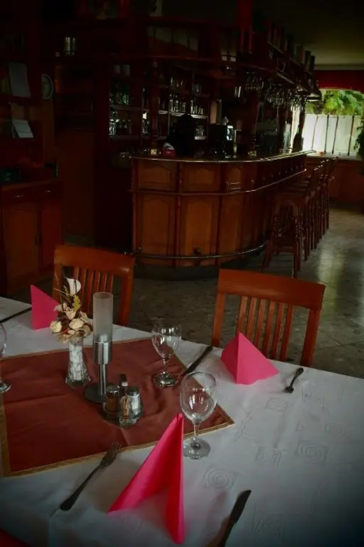 Romantik Étterem - Panzió